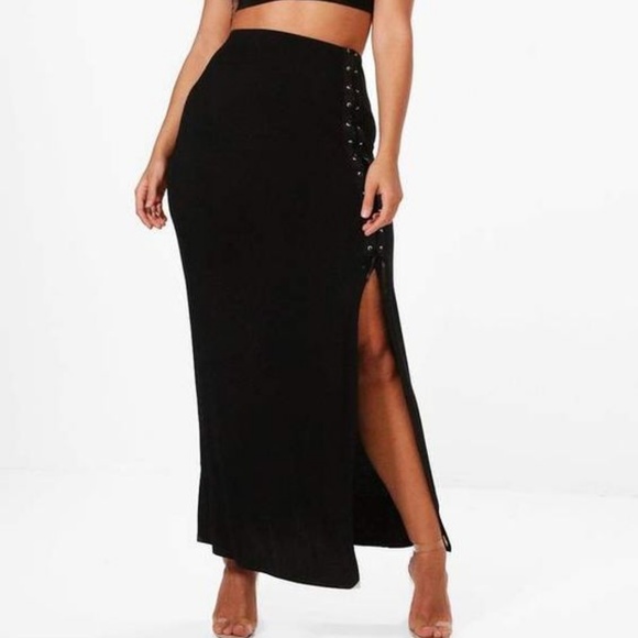 Boohoo Plus Dresses & Skirts - NEW Boohoo Plus Black Lace Up Midi Skirt | 16